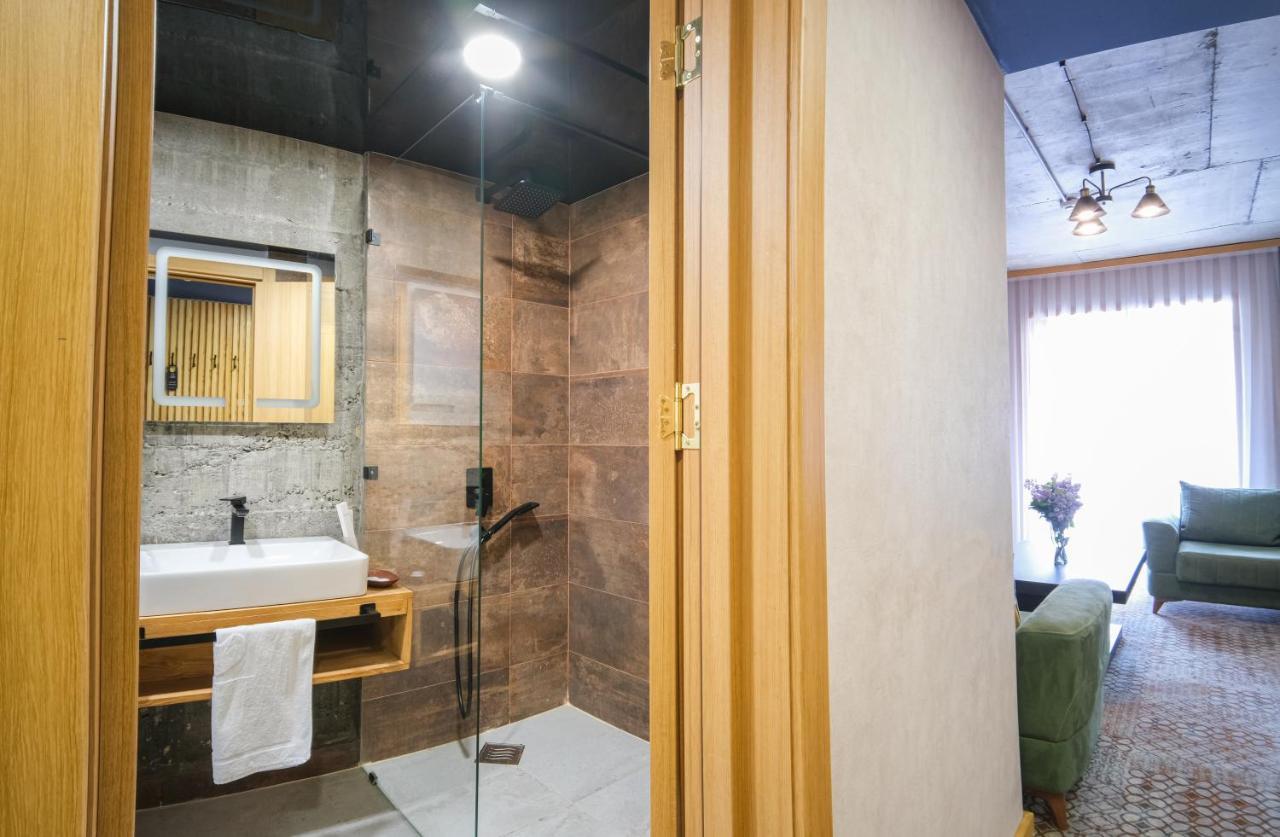 Hotel Posta Mestia Exteriér fotografie